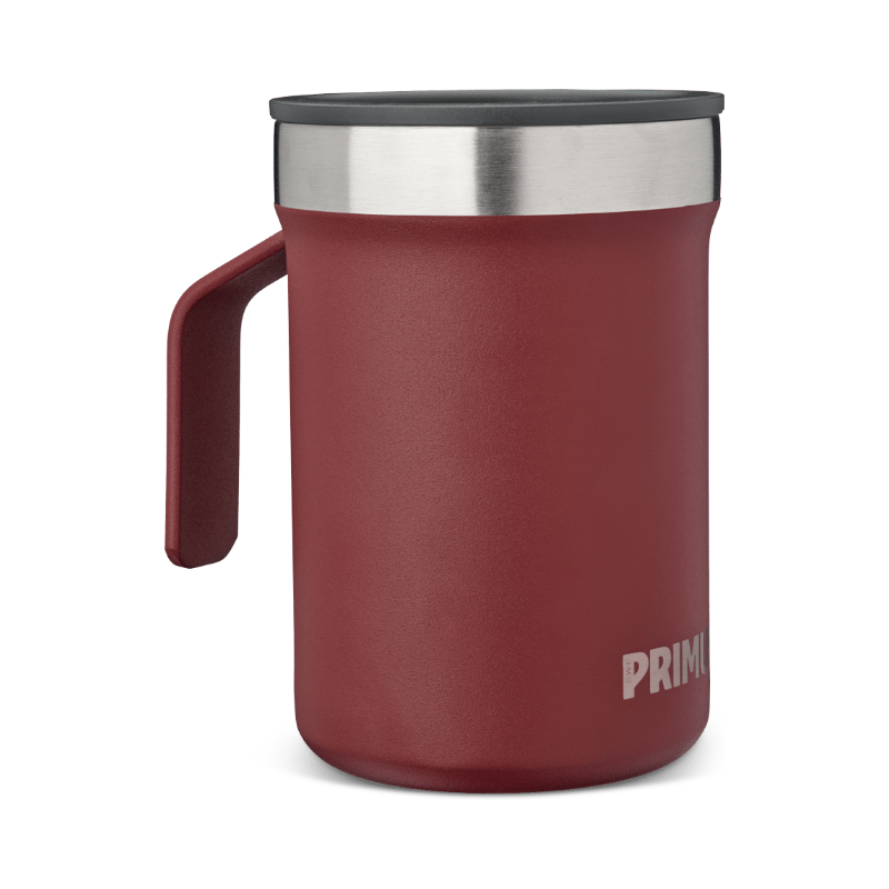 Primus Koppen Mug 0.3 liter i röd färg – robust campingmugg med handtag och lock.